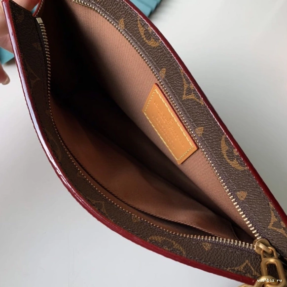 WIS VUITTON POUCH LOUIS 0906